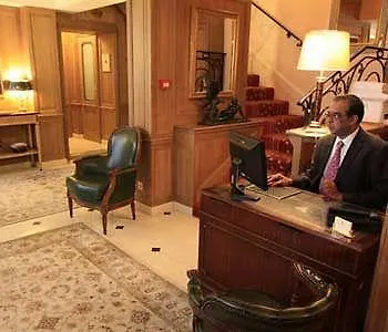 Hotel De Varenne Paris 4*,